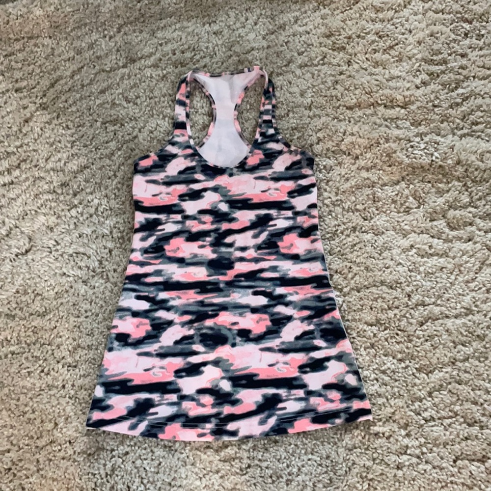 Lululemon razor back tank size 8